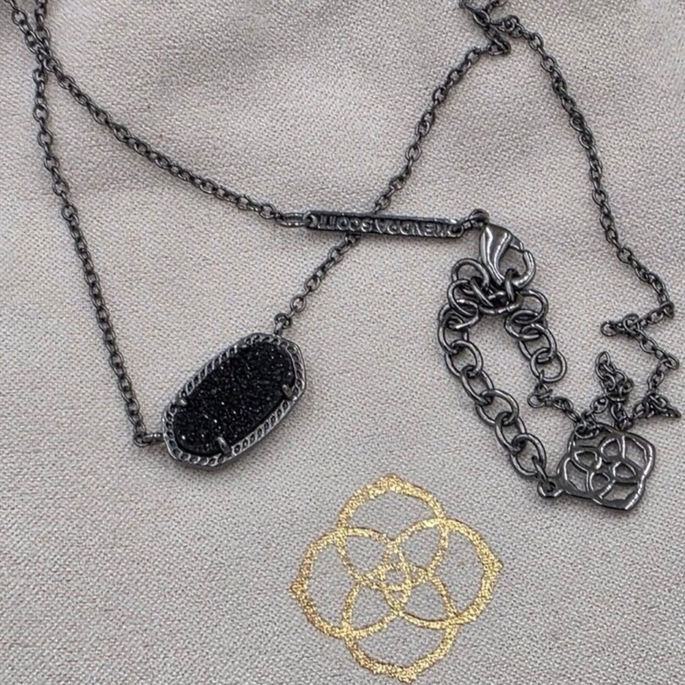 Kendra Scott Elisa Pendant Necklace Black Drusy Gunmetal Oval Logo Charm